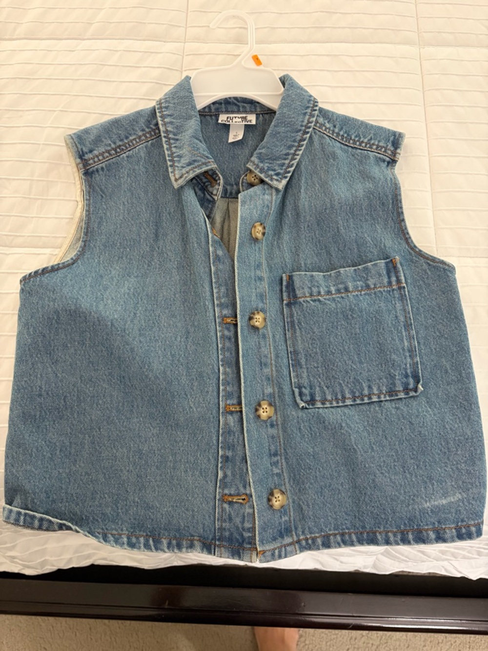 Vintage-Inspired Light Blue Denim Vest Jacket - Unbranded